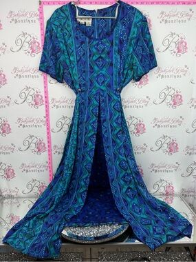 Coco Bianco dress vintage buttons Blue & Teal Geometric Maxi Dress